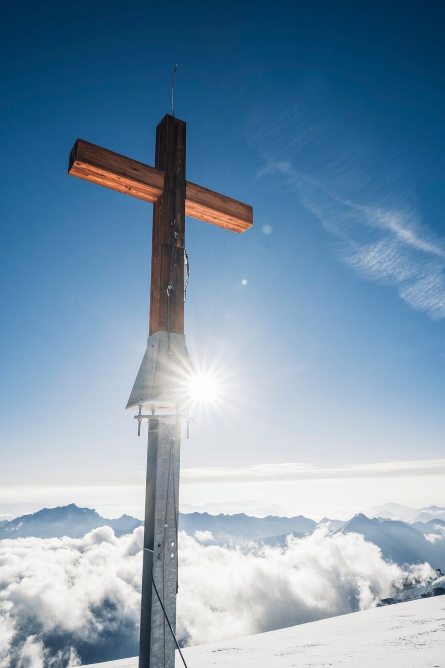 cross on top of the mountain
